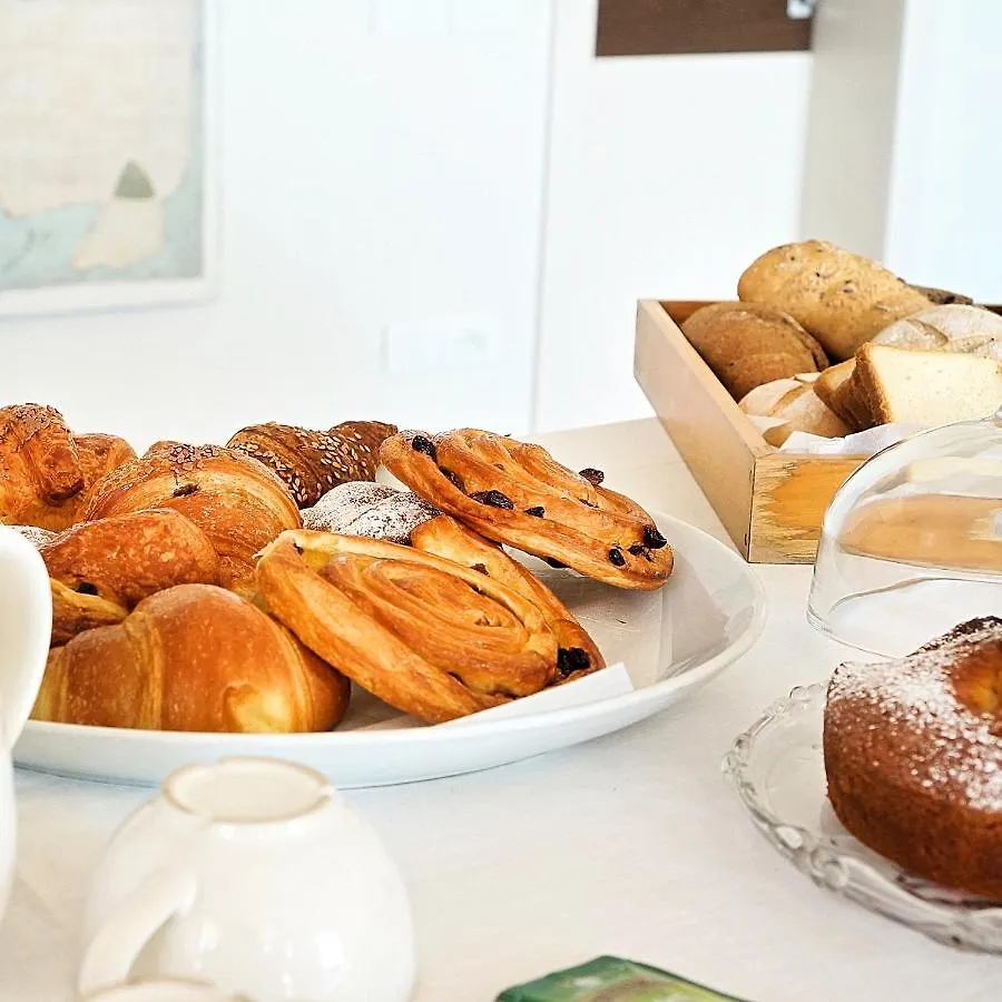 Villa Leda Rimini Bed & Breakfast